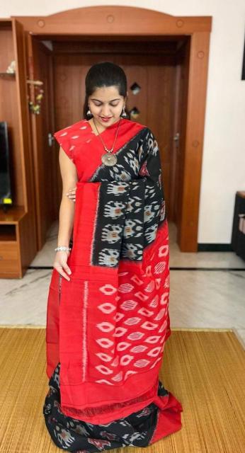 Sckr Ikkat B Designer saree wholesaler in Hyderabad